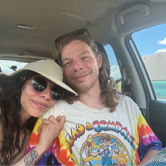 Meet your Posher, Naomi - Picture 6 of 6